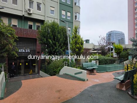 ATAŞEHİR ATA BLOKLARI'NDA BOŞ / MASRAFSIZ SATILIK 3+1 DAİRE