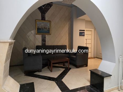 ATAŞEHİR ATA BLOKLARI'NDA BOŞ / MASRAFSIZ SATILIK 3+1 DAİRE