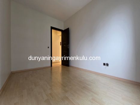 ATAŞEHİR ATA BLOKLARI'NDA BOŞ / MASRAFSIZ SATILIK 3+1 DAİRE