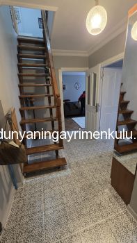 ZÜMRÜTEVLERDE 14 YILLIK 3+2 MASRAFSIZ SATILIK DUBLEKS DAİRE