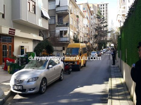 ERENKÖY'DE MİNİBÜSLE TREN YOLU ARASI SATILIK MASRAFSIZ 3+1 DAİRE